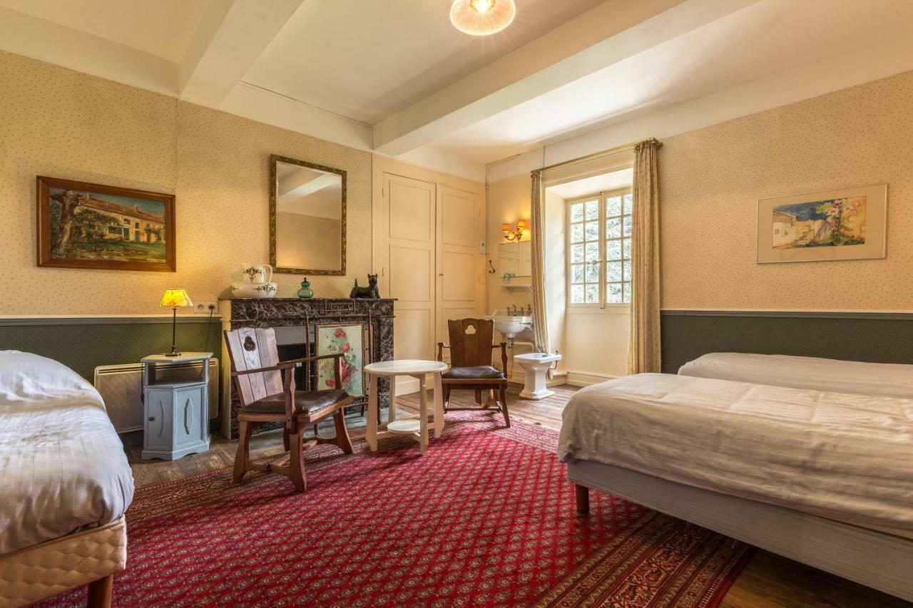 Domaine De L'Amiral Bed & Breakfast Saint-Laurent-du-Pape Eksteriør bilde