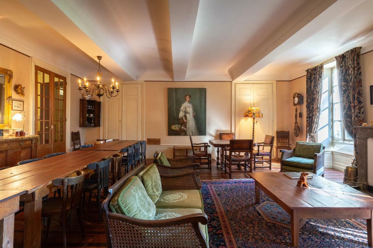 Domaine De L'Amiral Bed & Breakfast Saint-Laurent-du-Pape Eksteriør bilde